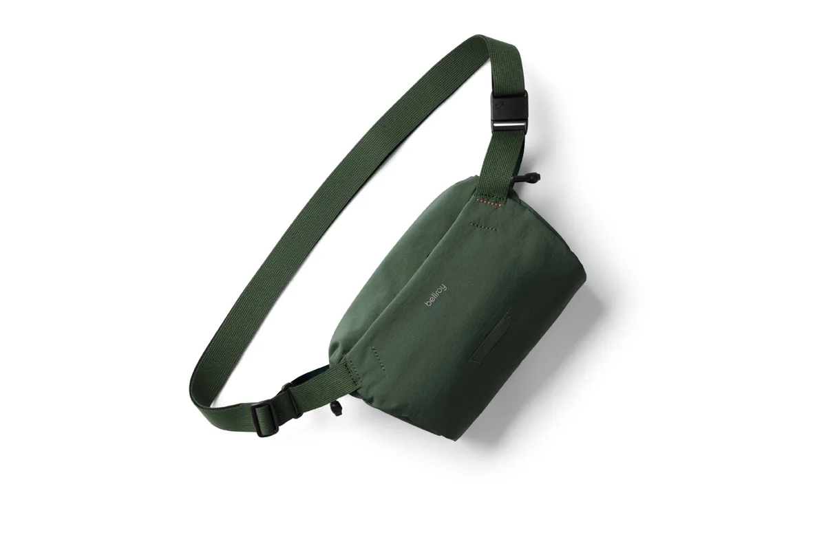 bellroy-blma-spruce-web-01.webp