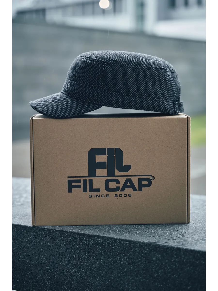 Кепка немка утепленная с ушками драповая