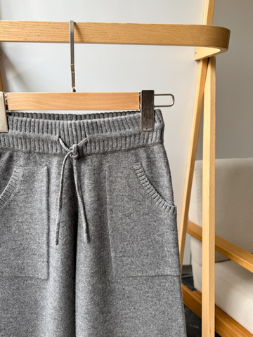 Новые брюки Roberto Moretti из шерсти с кашемиром, 122