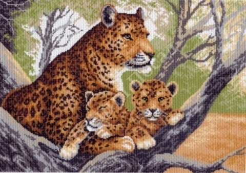 Гепард с малышами
