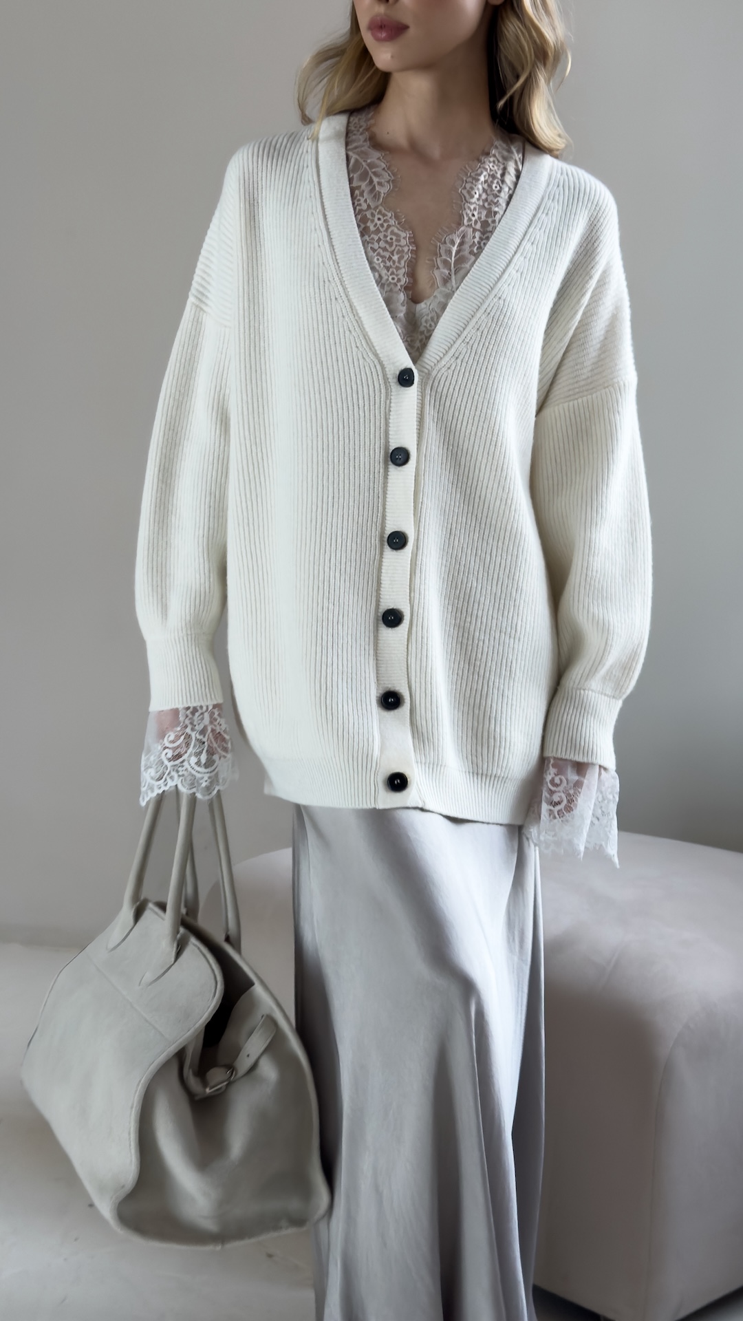 Кардиган с кружевом на манжетах PREMIUM QUALITY