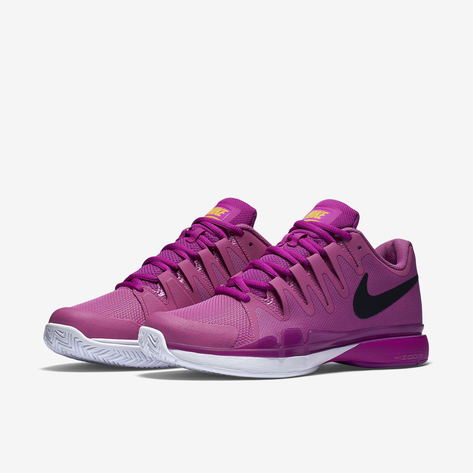 Nike vapor 9.5 tour women's tennis shoe 2025