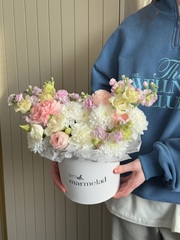 Сборная коробка в нежной цветовой гамме