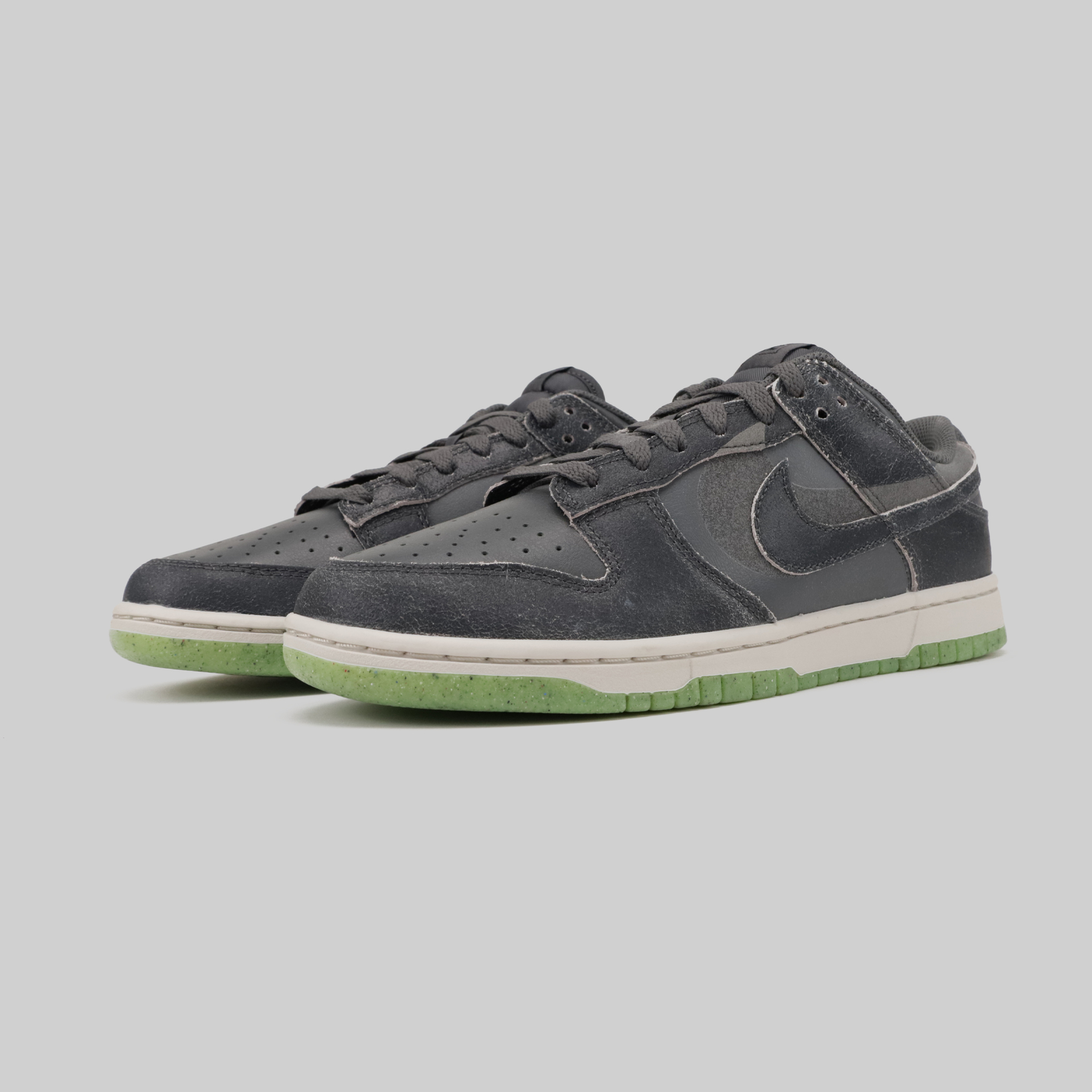 Купить Кроссовки Nike Dunk Low Retro PRM Halloween | DQ7681-001 - в  магазине Dice