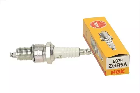 Свеча зажигания ZGR5A
