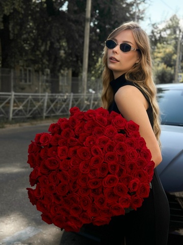 Букет из 101 красной розы 60см