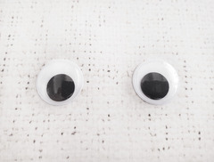 Глаза бегающие клеевые, d 18 мм