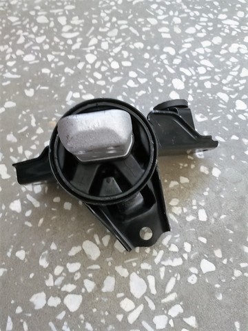 ПОДУШКА ДВИГАТЕЛЯ ЛЕВАЯ i30 FD CZECH, CEED ED 10-, CERATO TD PH