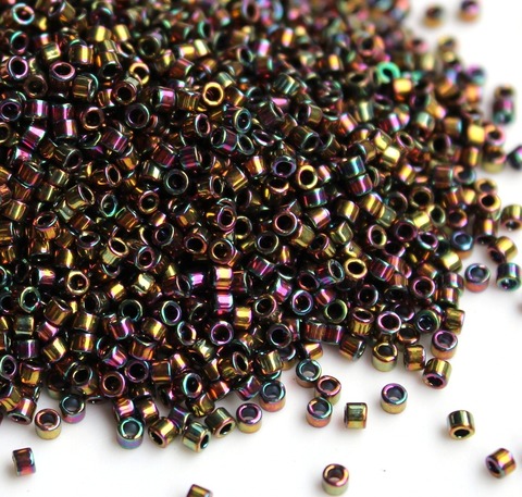 DB-0023 Бисер цилиндрический Миюки делика 11/0 /Miyuki delica 11/0 Metallic Light Bronze Iris DB-0023 Бисер цилиндрический Миюки делика 11/0 /Miyuki delica 11/0 Metallic Light Bronze Iris