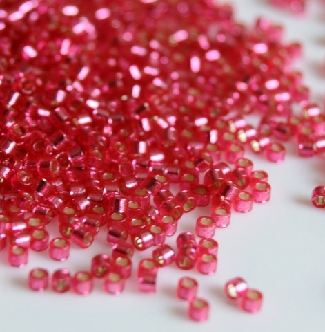 DB-2154 Бисер цилиндрический Миюки делика 11/0 /Miyuki delica 11/0 Duracoat S/L Dyed Hibiscus