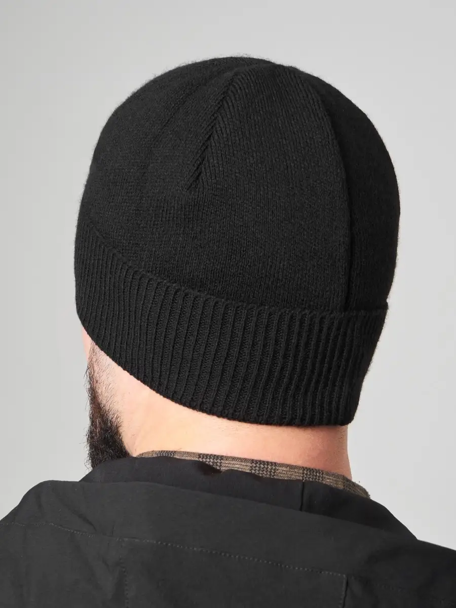 Шапка мужская вязаная