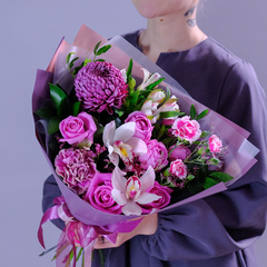 Нежный букет с орхидеями и премиум хризантемой #979