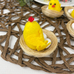 Цыпленок в гнезде + 2 яйца, Пасхальный декор, размер 5 см, набор 6 шт.