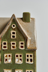 Зеленый керамический домик-подсвечник, 19х10х7 см, Дания