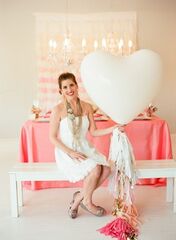 Большой шар Сердце (белый)