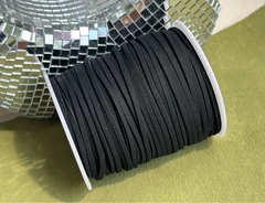Шнур из искусственной замши 2,5мм, черный (1 м)