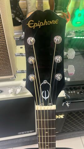 Epiphone Starling Ebony - Акустическая гитара, цвет черный, верхняя дека - многослойная сихтинская ель, нижняя дека и обечайка - многослойное махогани