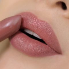 RELOUIS Помада PREMIUM GOLD №332 пыльно-сливовый