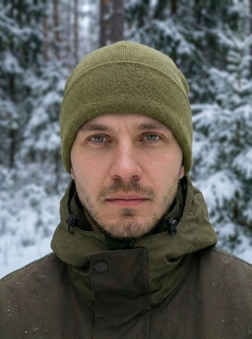 Шапка вязаная на подкладке из флиса (олива)