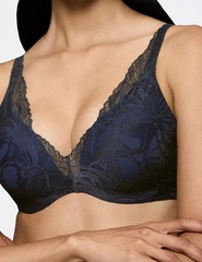 Бюстгальтер кружевной Triumph Body Make-Up Illusion Lace WP