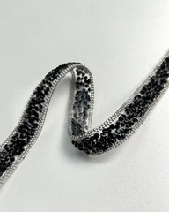 Тесьма на основе силиконовой ленты, цвет: серебристо-чёрный, 15мм