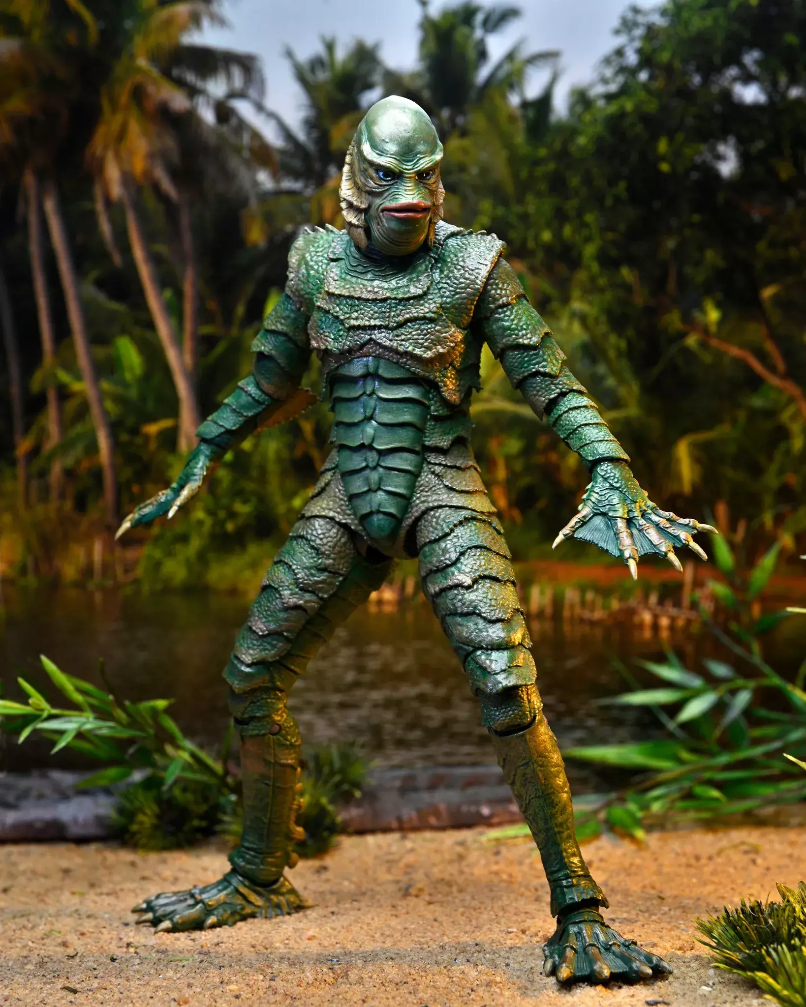 Фигурка NECA Universal Monsters: Creature from the Black Lagoon – купить по  выгодной цене | Интернет-магазин комиксов 28oi.ru