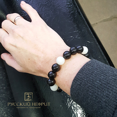 Браслет "Домино". Нефрит черный и белый. 12 мм.