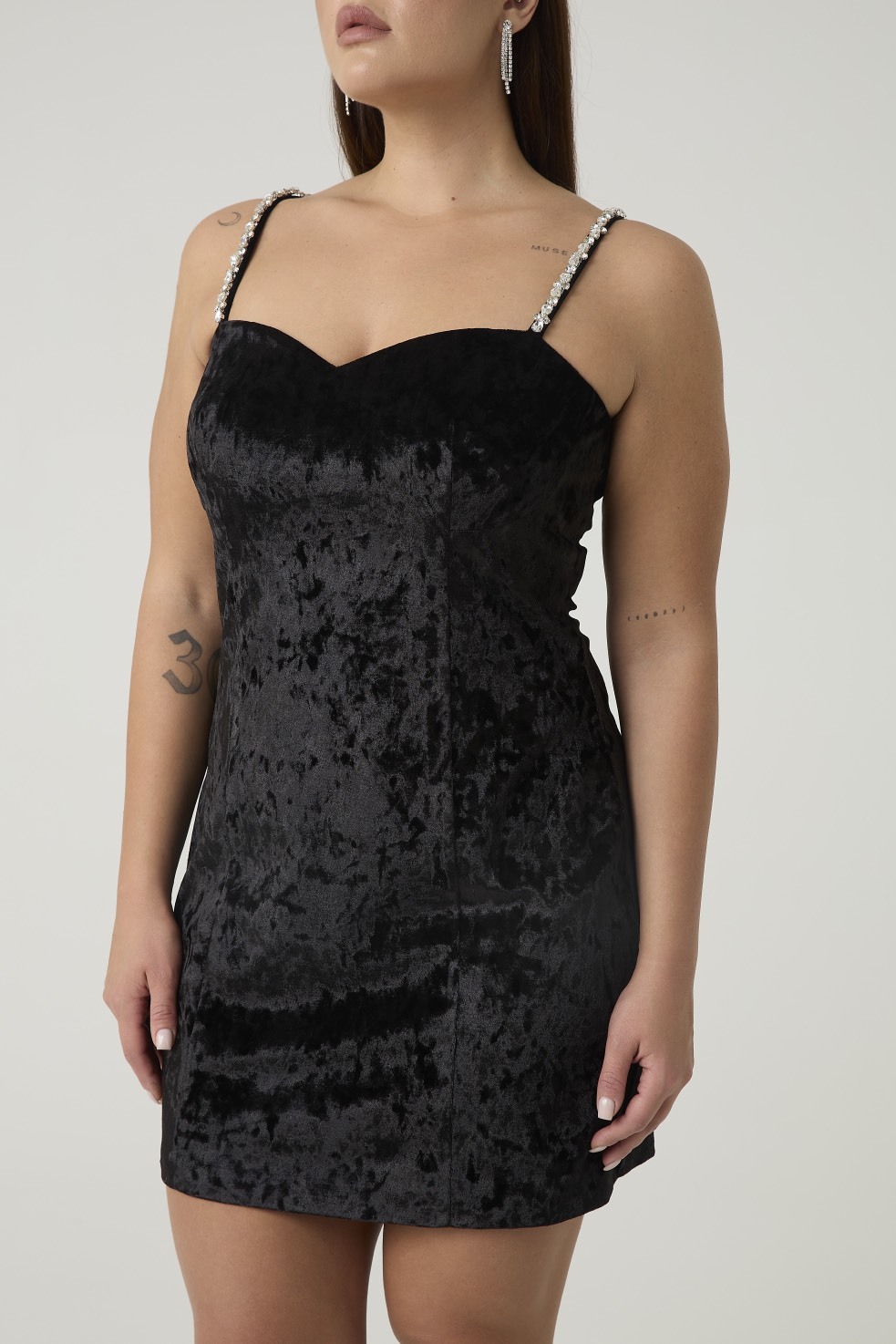 Платье мини из бархата, черный