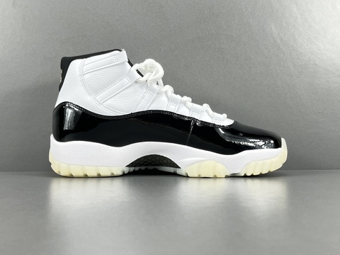 Old black and white jordans best sale