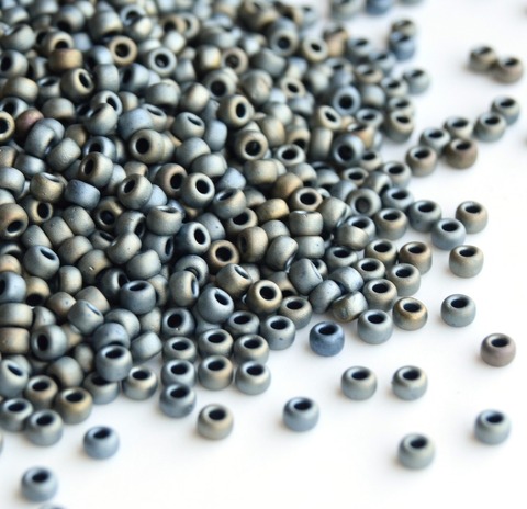15/0 RR-2002 Metallic matte silver gray