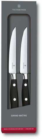 Набор ножей кухонных Victorinox Grand Maitre Steak (7.7242.2) компл.:2шт черный подар.коробка