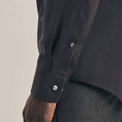 Сорочка мужская Seidensticker Slim Fit 01.675198-39 черная из поплина