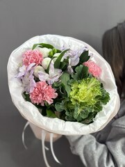 Авторский букет с брассикой (декоративной капустой)