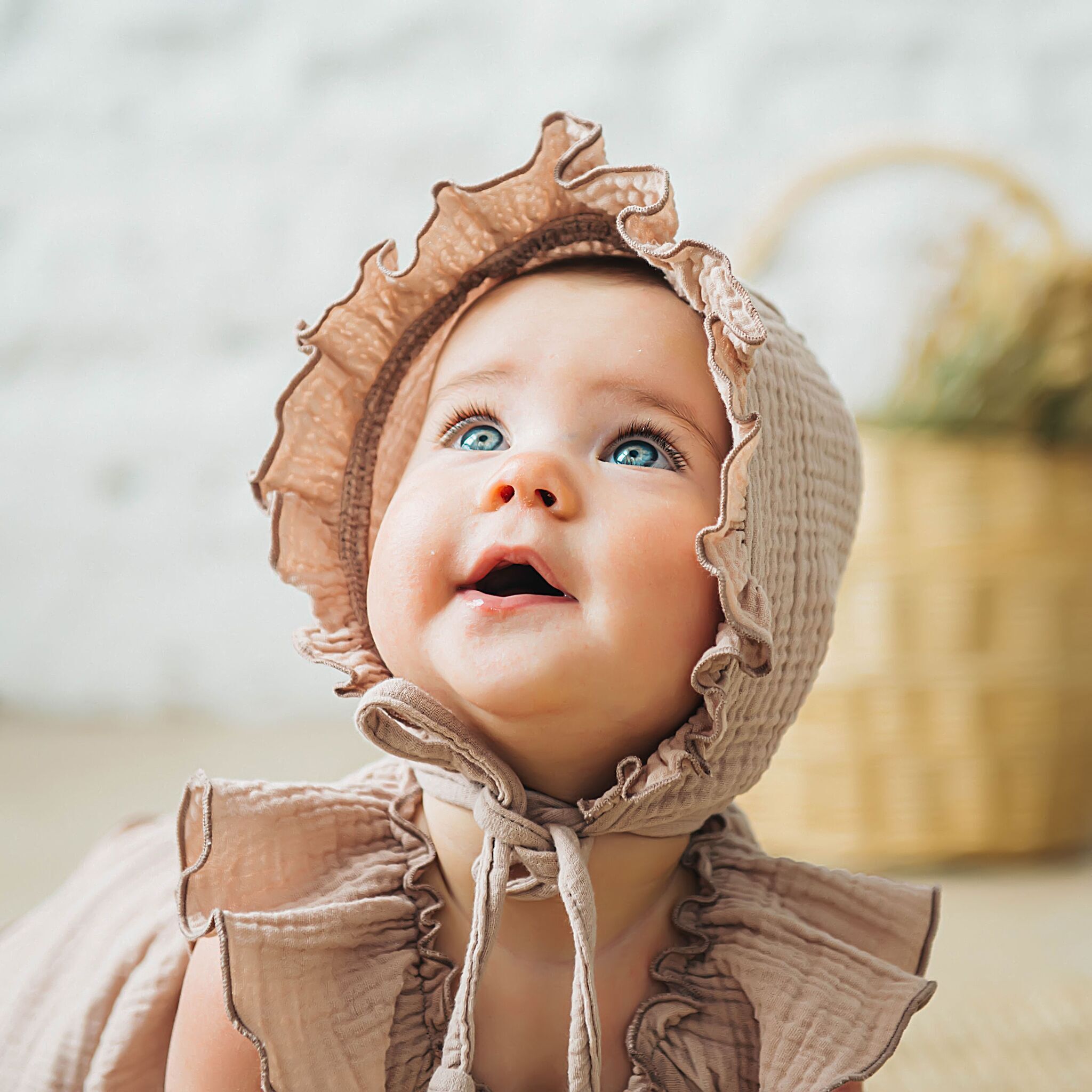 Muslin baby hat 3-18 months - Caramel Cream