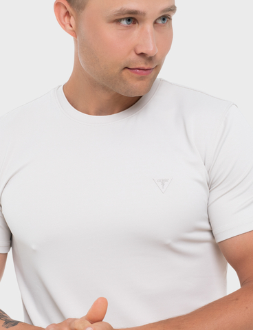 Футболка Guess