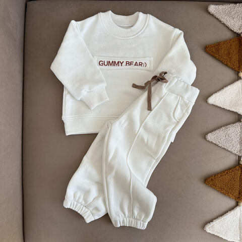 Спортивный костюм