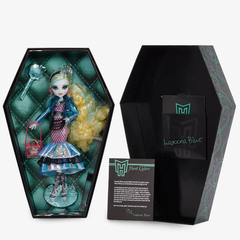 Лагуна Блю в Стиле Высокой Моды