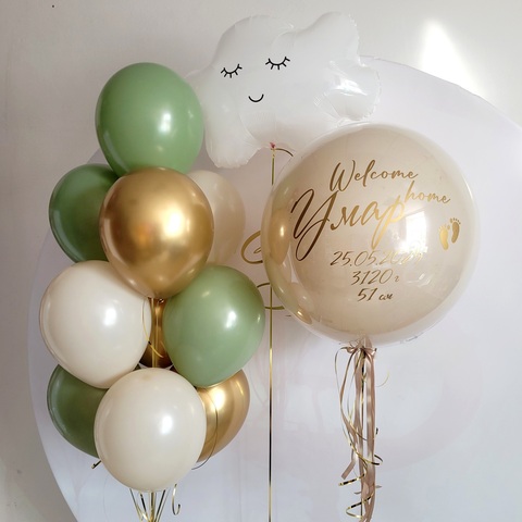 Композиция из шаров на выписку малыша