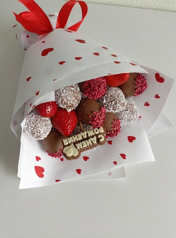 Букет из клубники в шоколаде 