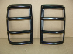 Накладка заднего фонаря УАЗ-Патриот (черн. пластик до 2015) к-т