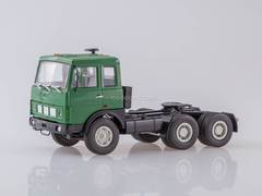 MAZ-6422 with semitrailer container carrier MAZ-938920 green-gray 1:43 AutoHistory