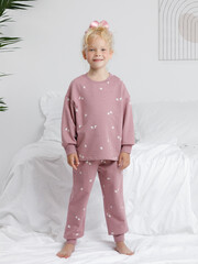 пижама  для девочки  К 1587/морозная вишня,зайки на поляне