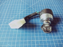 Замок зажигания UNITED PARTS универсальный, с ключом / 7 контактов (90-1043)