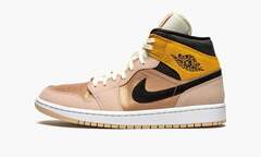 Air Jordan 1 Mid SE WMNS "Particle Beige"