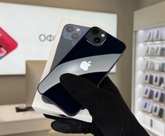 iPhone 13, 128 ГБ б/у