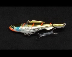 Раттлин RosyDawn WAGNHERO VIB 80ES 80мм 17 г # RC-06 (UV)