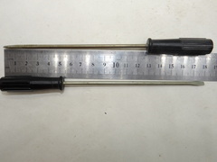 Отвертка шлицевая плоская (минусовая) 180х3.3х0.5мм (Карболитовая ручка) СССР