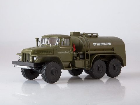 Ural-375 TZ-5 (375) Tanker khaki 1:43 Legendary trucks USSR #10