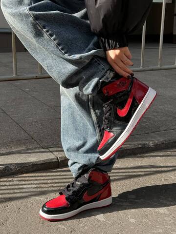 Nike Air Jordan 1 Mid