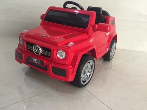 Детский электромобиль Rivertoys Mers О 004 ОО VIP красный резина сиденье кожа